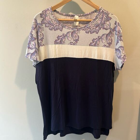 HoneyMe Medium Purple Colorblock Damask Print Short Sleeve Top - Picture 1 of 6